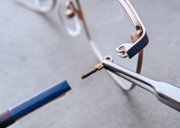 repara patillas de lentes optica Cordoba